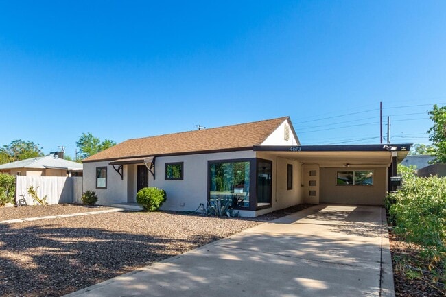 Building Photo - 4613 N 11th Pl