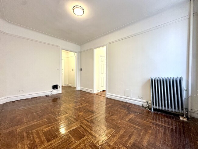 Building Photo - 21 Magaw Pl