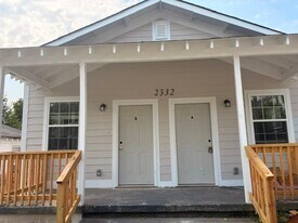 Front - 2332 Stark St