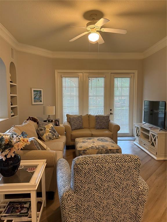 Building Photo - 515 Mirasol Cir