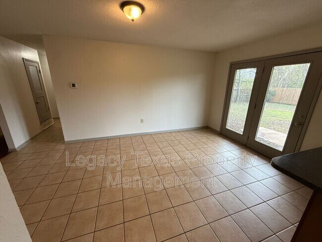 Building Photo - 1607 McAnear St