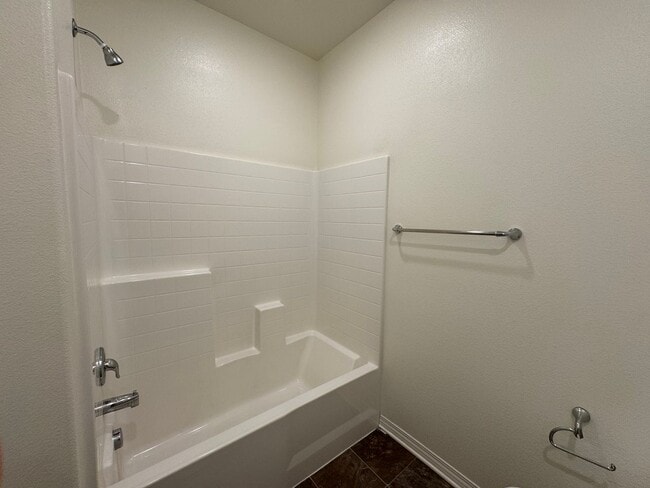 Building Photo - Beautiful 3Bd/2.5Ba Home in Gated Prado Co...