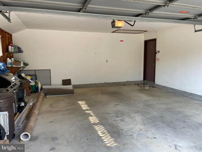 Building Photo - 5306 Trenton Mill Rd