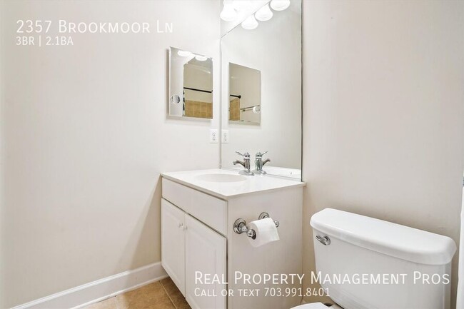 Building Photo - 2357 Brookmoor Ln