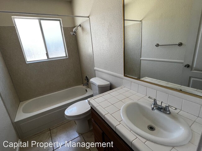 Building Photo - 3 br, 2 bath House - 9686 Gruwell Way