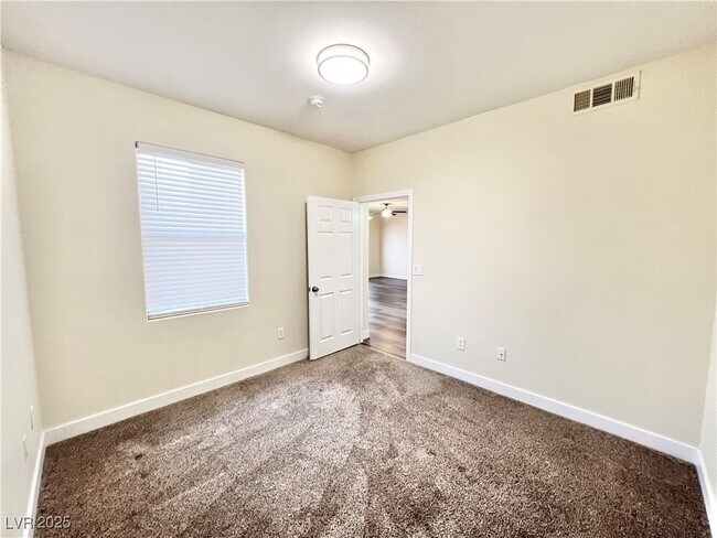 Building Photo - 8000 W Badura Ave