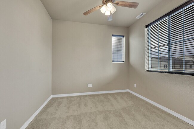 Building Photo - $2,645 - 3 Bed, 2.5 Bath Home with Fenced ...