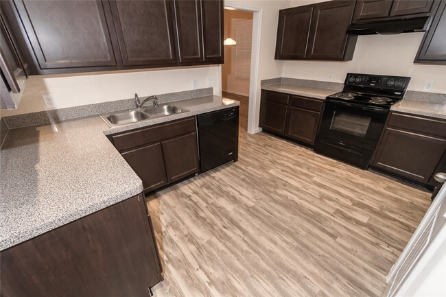 Building Photo - 3619 Spy Glass Hill Dr