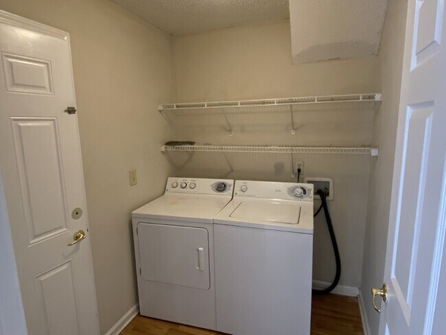 Building Photo - COMING SOON – 3 Bedroom, 2 Bathroom Single...