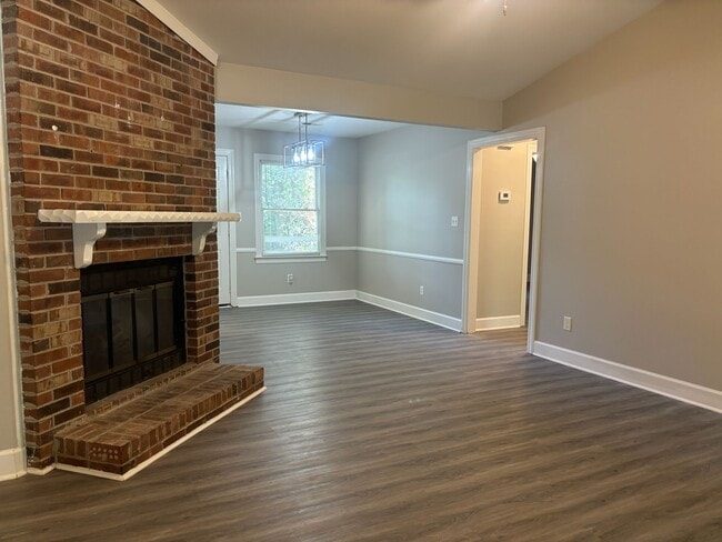Building Photo - 238 Pine Ridge Rd
