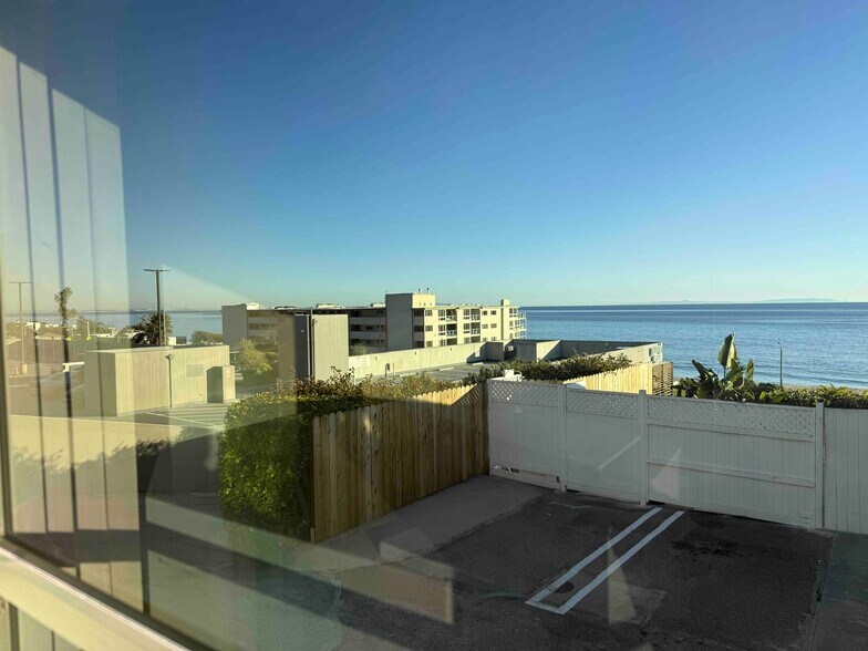 Building Photo - 22607 Pacific Coast Hwy