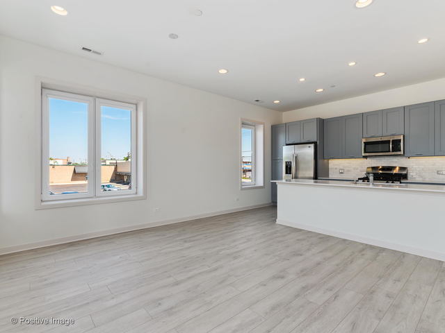 Building Photo - 7355 W Grand Ave