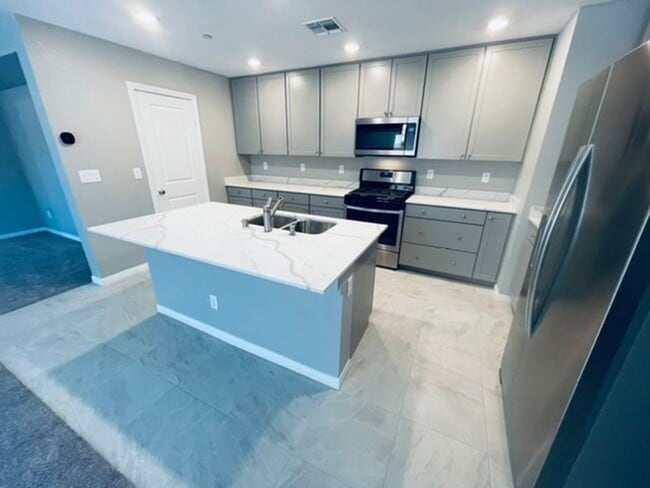 Building Photo - Beautiful 2-Story Inspirada Home | Open Floor Plan + Spacious Loft