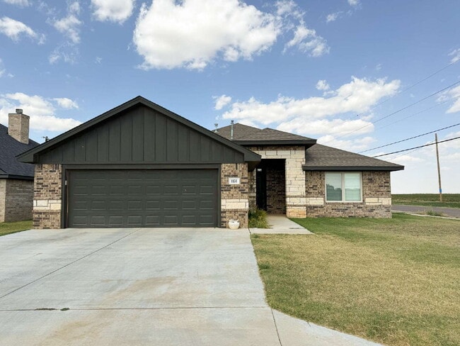 Building Photo - 3 Bedroom Home in Shallowater