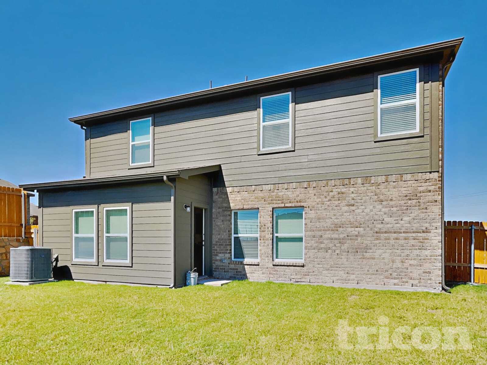 Building Photo - 111 Switchback Hl Rd