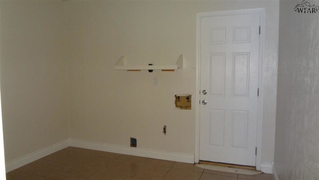 Building Photo - 1503 Covington St