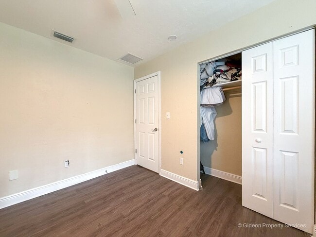 Building Photo - Beautiful 3/2 in Springtree