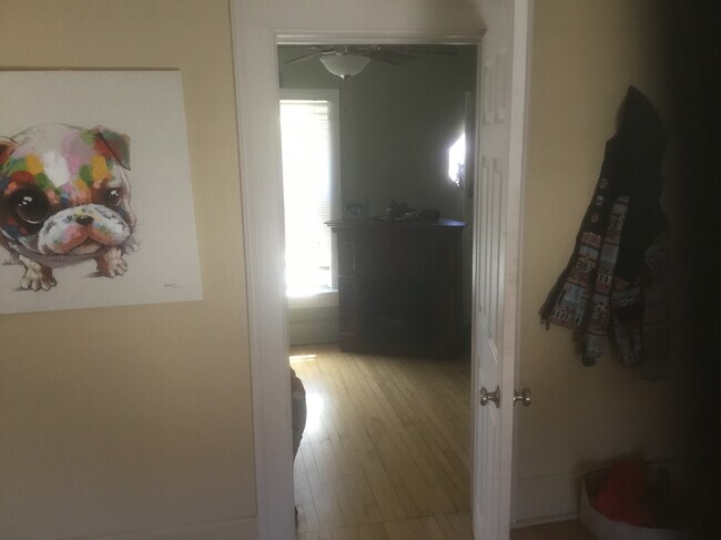 Building Photo - 1503 N Jefferson St