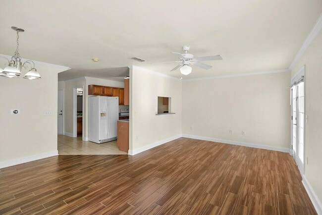 Building Photo - 506 Wingspan Way