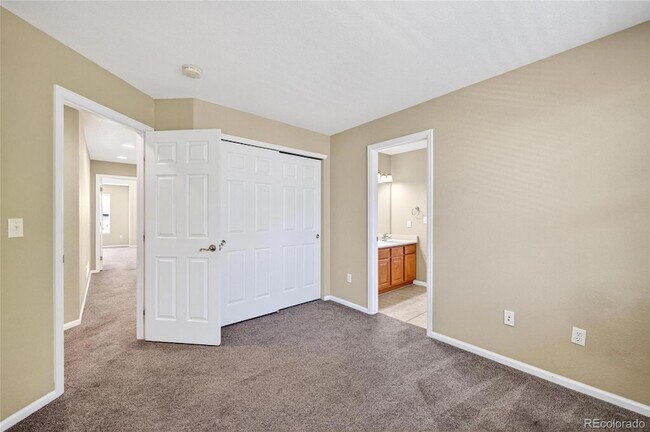 Building Photo - 21019 E Eldorado Dr