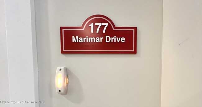 Building Photo - 177 Marimar Dr