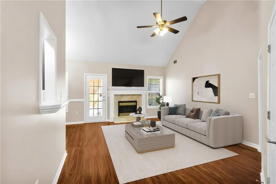 Building Photo - 125 York Ln