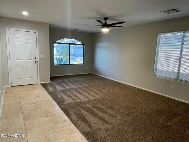 Building Photo - 6942 E San Tan Way