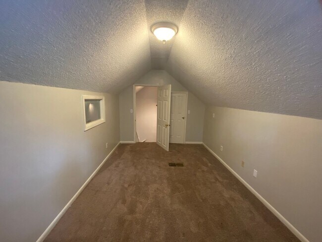 Building Photo - 1311L Access Road