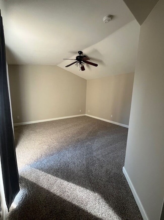 Building Photo - 4203 Silver Maple Ct