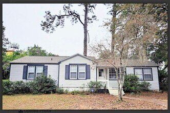 Building Photo - RENT REDUCED! & $500 OFF 1st Mo. - 4B/2.5B...