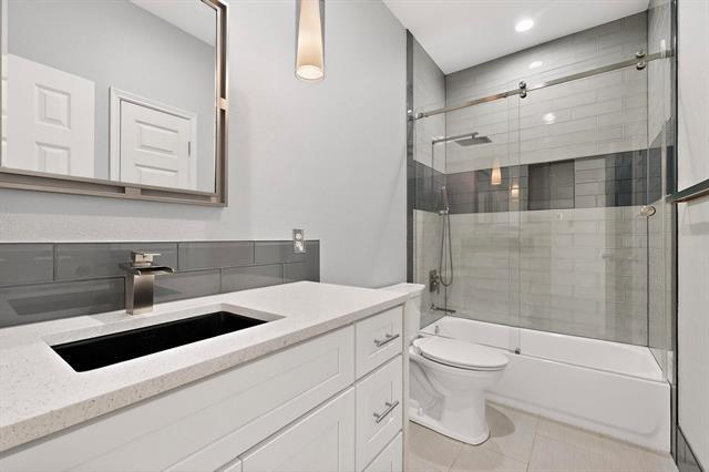 Building Photo - 1538 Oakmont Dr