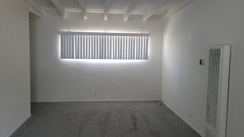 Living room - 12015 Lamanda St