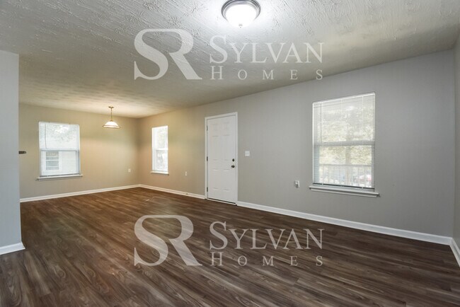 Building Photo - Coming HOME never felt so good!