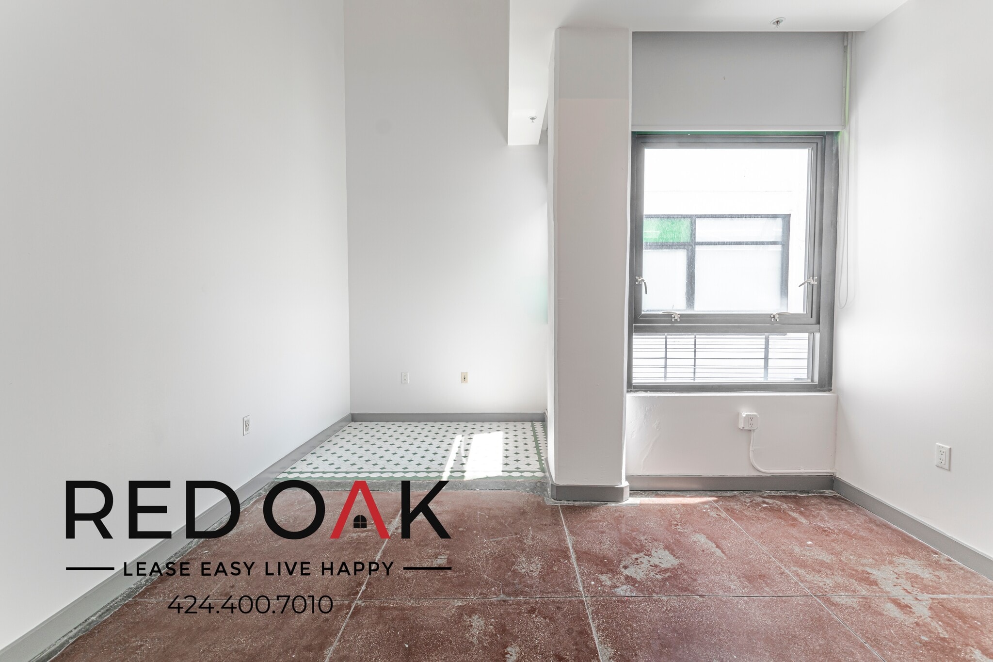 Building Photo - 430 S Broadway