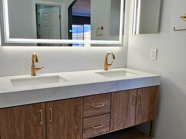 Building Photo - 4713 Spyglass Dr