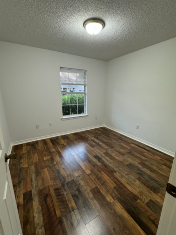 Building Photo - 10763 E Bay Tree Dr