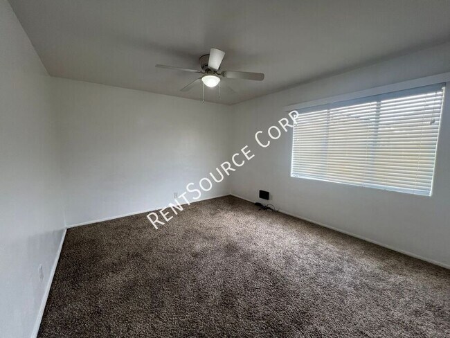Building Photo - 1360 1/2 Nancy St-