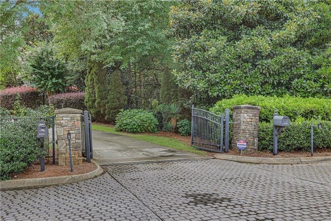 Building Photo - 6295 Windward Pkwy