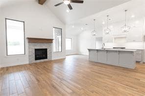 Building Photo - 8225 Mountain Oak Dr