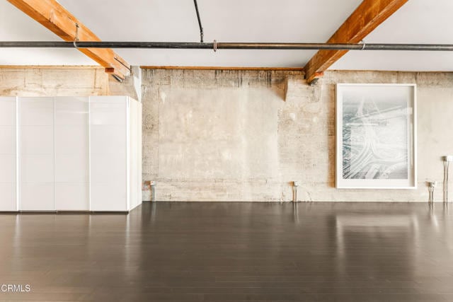 Building Photo - 530 S Hewitt St