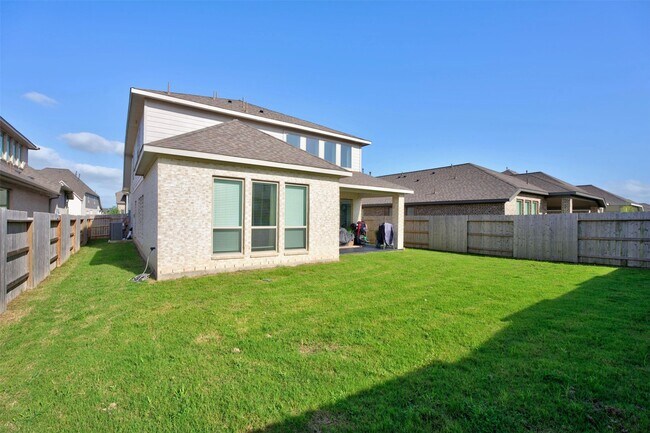 Building Photo - 2122 Alabaster Est Dr