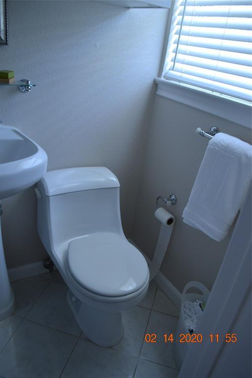 Building Photo - 6115 Bandera Ave