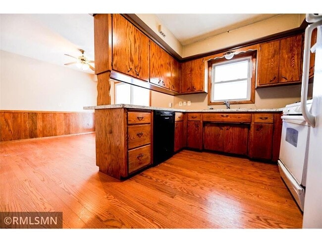 Building Photo - 13113 Irving Ave S