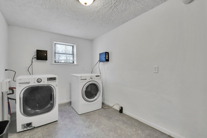 Building Photo - 820 N Pennsylvania Ave