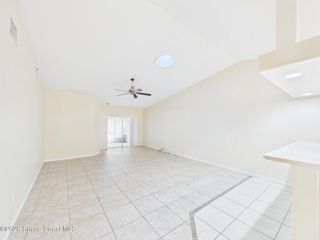 Building Photo - 131 Maggie Way