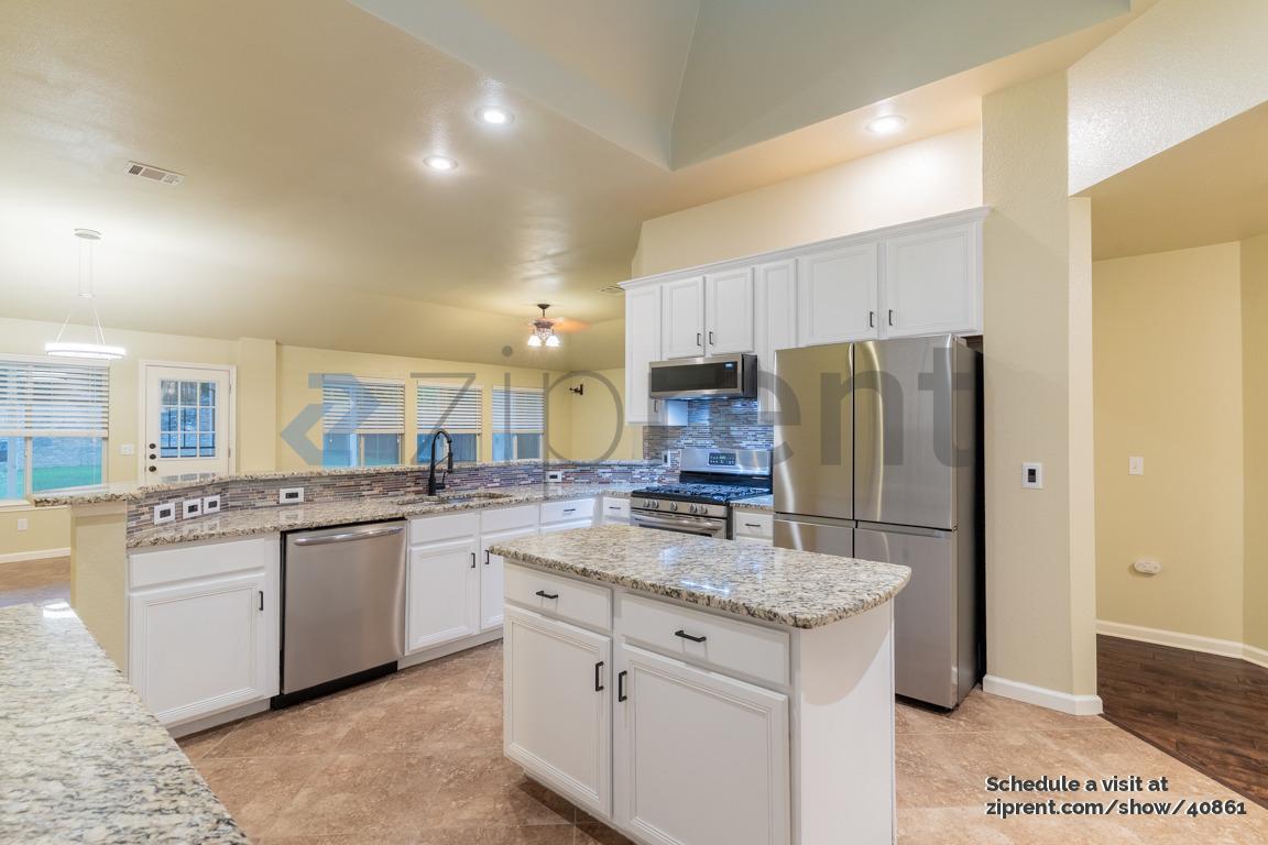 Building Photo - 14830 Bescott Dr