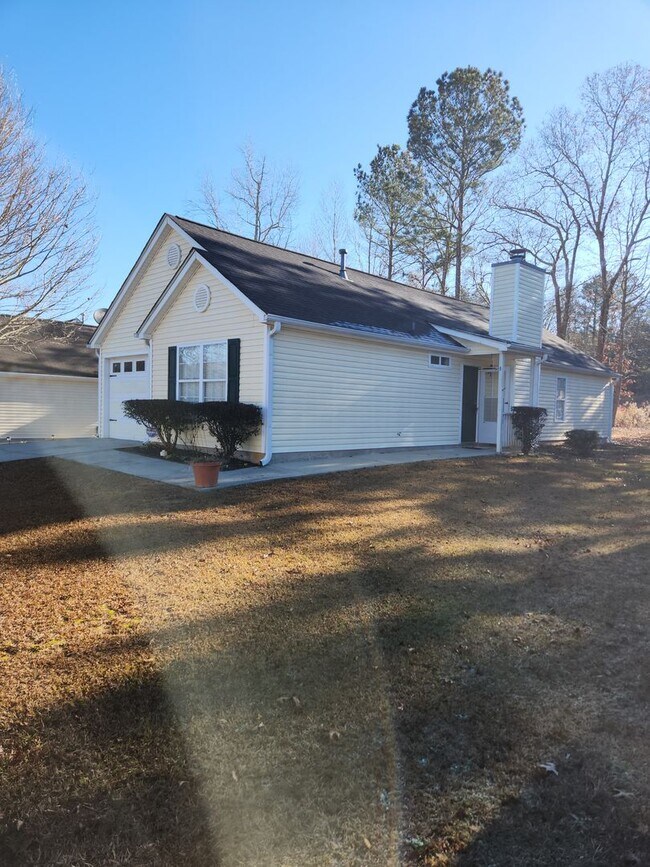 Building Photo - Great West Georgia Rental