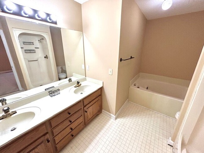 Building Photo - Charming Home for Rent in Madison, Alabama -- MOVE IN SPECIAL