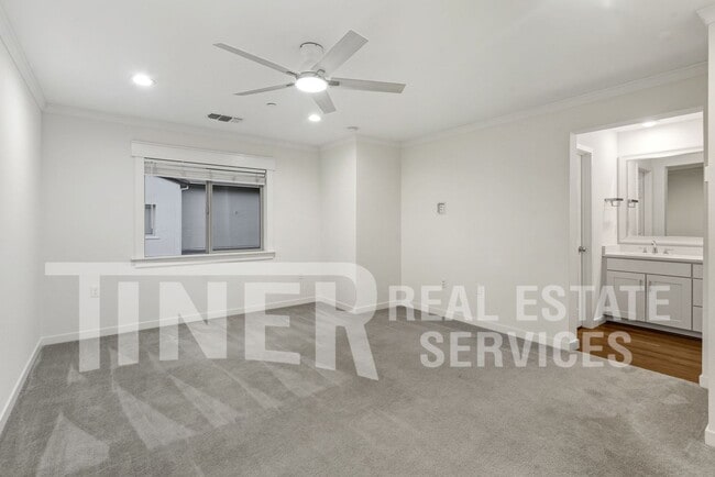 Building Photo - 3011 Mesmerizing Walk