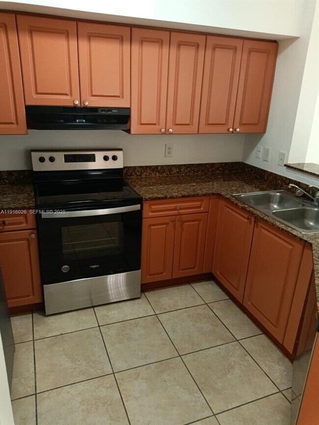 Building Photo - 17602 NW 25th Ave